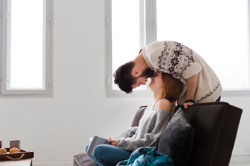 Emotional Isolation Symptoms and Causes